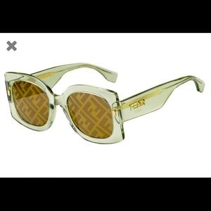 NWT Fendi 53mm square logo sunglasses